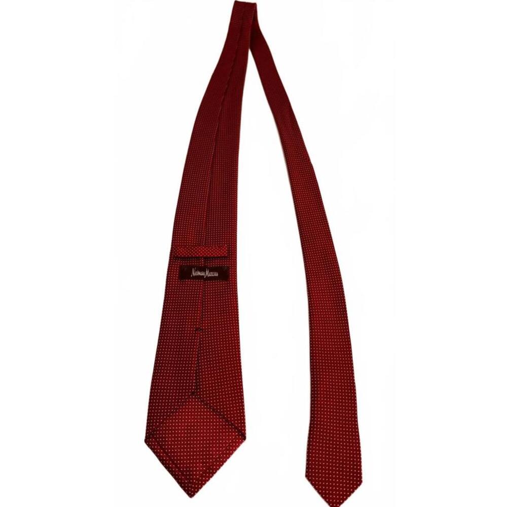 Neiman Marcus 100% Silk Men's Neck Tie Red with White Dot Pattern - Picture 4 of 8